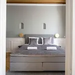 Lavish 4Br Apartment In The Heart Of Cph By The Canals