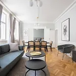 Lavish 4Br Apartment In The Heart Of Cph By The Canals