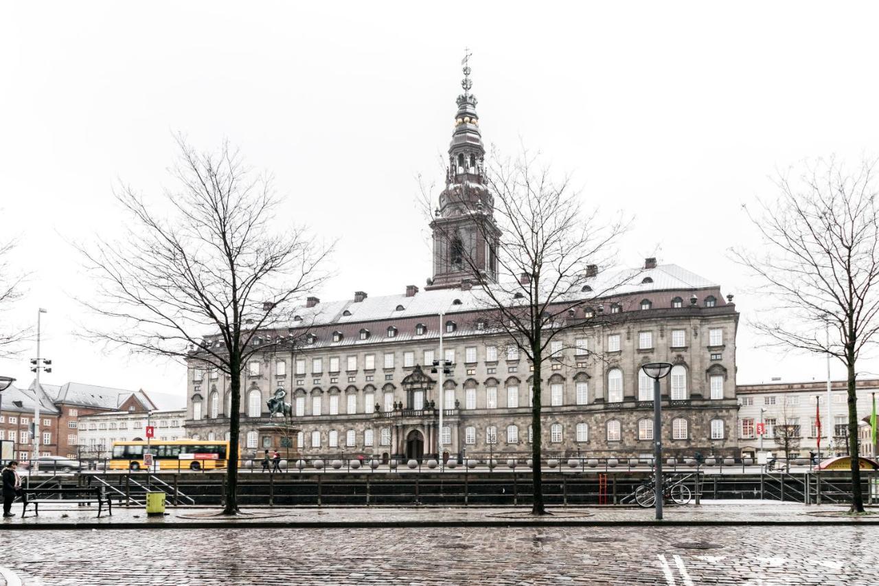 Lavish 4br In The Heart Of Cph By The Canals Apartment