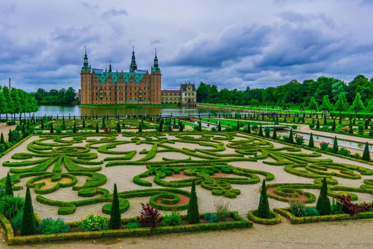Apartment Lavish 4br In The Heart Of Cph By The Canals Copenhagen