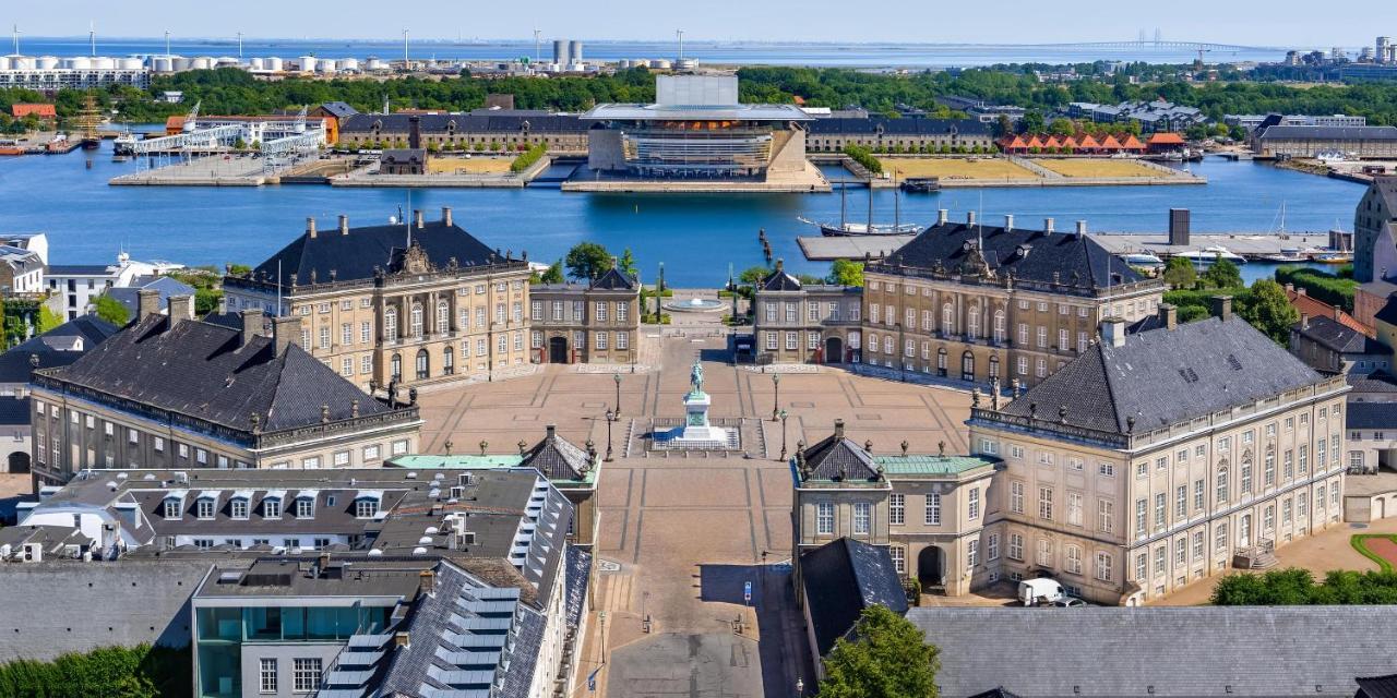Lavish 4br In The Heart Of Cph By The Canals Apartment