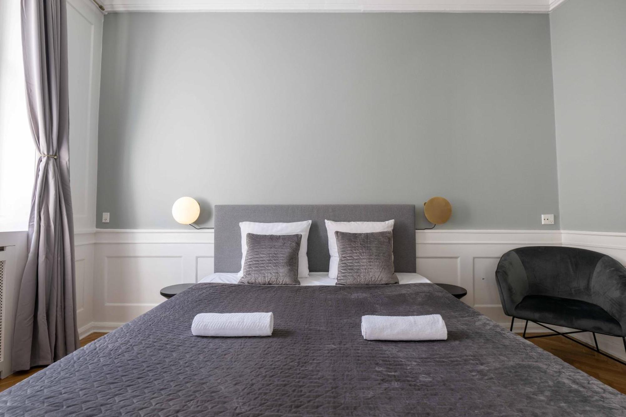 Apartment Lavish 4br In The Heart Of Cph By The Canals