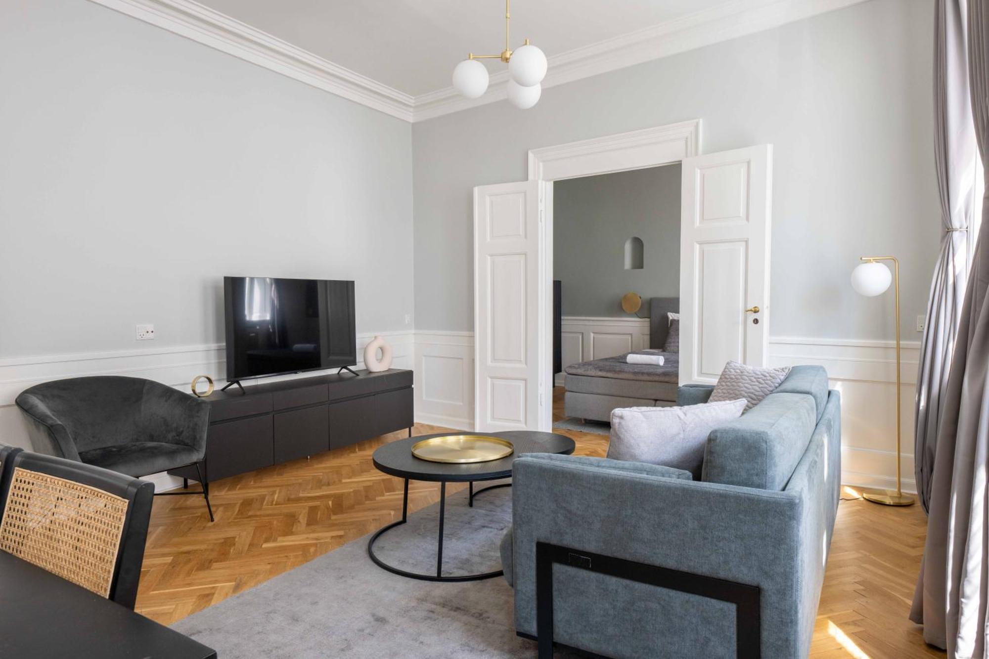 Apartment Lavish 4br In The Heart Of Cph By The Canals Copenhagen