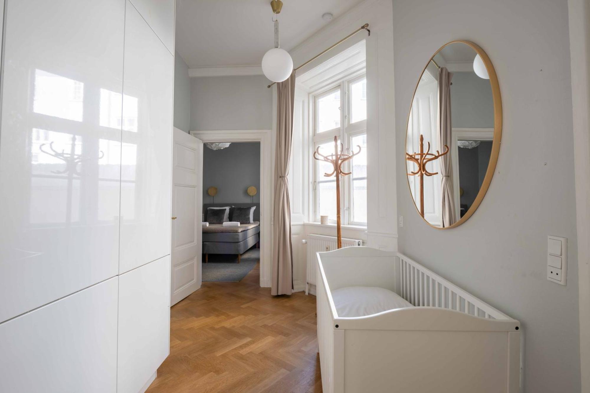 Lavish 4br In The Heart Of Cph By The Canals Apartment Copenhagen